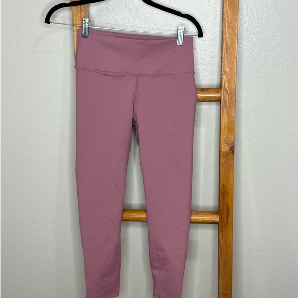 Fabletics Women's Mauve / Dusty Pink Leggings - Picture 1 of 4
